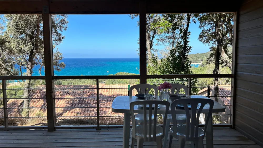 Mietunterkunft - Chalet Plein Air - 3 Zimmer.  2 Chalets (P04/P05) - Camping L'Esplanade