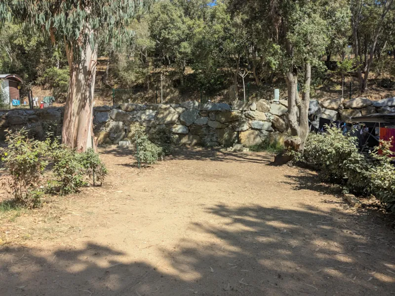 Camping Car Confort (V12 À V16) - 6Mx12m, 4* (Électricité Comprise - Fontaine Eau Privée)