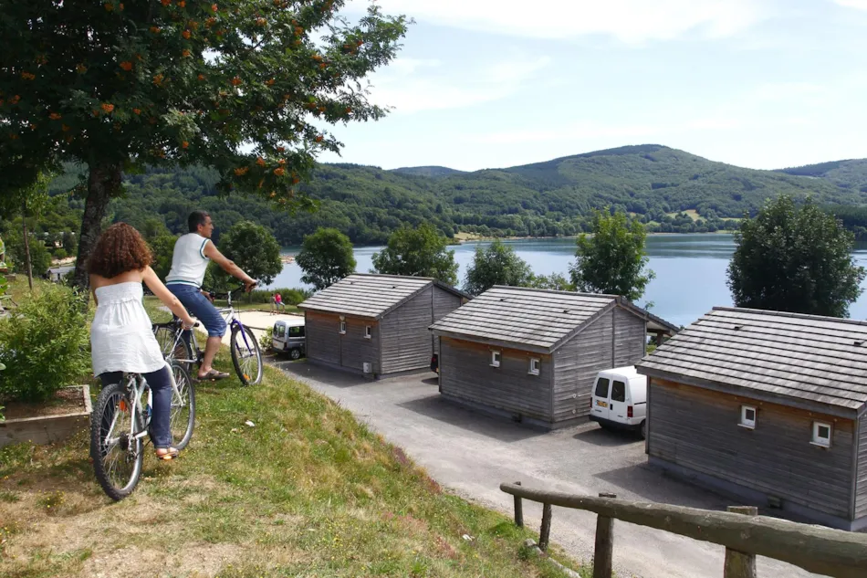 Les Rives du Lac de Laouzas