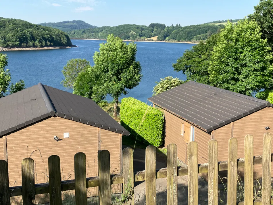 Les Rives du Lac de Laouzas