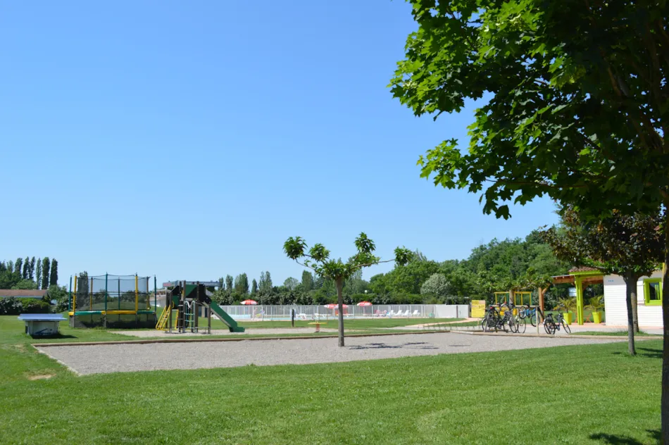 Camping Les Pommiers d'Aiguelèze