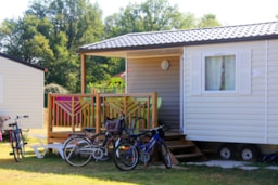 Mietunterkunft - Mobilheim Mit Klimaanlage 3 Zimmer - 36 M² Inkl. Halbüberdachter Terrasse - Camping Les Pommiers d'Aiguelèze