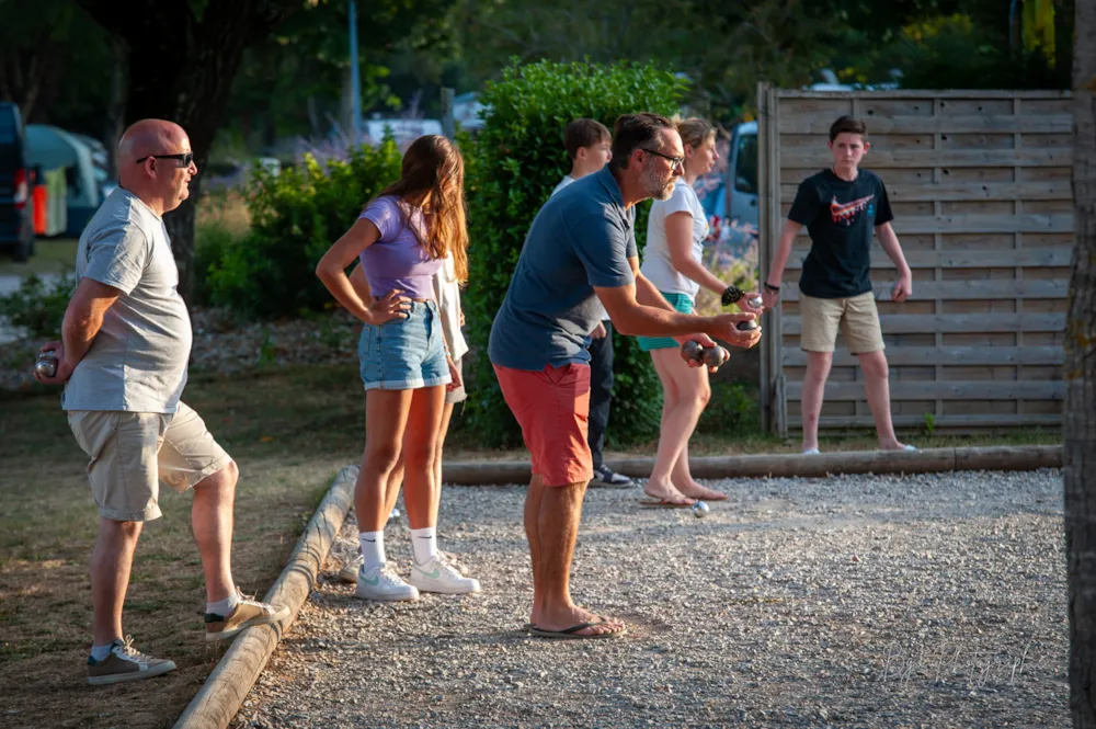Camping Les Pommiers d'Aiguelèze