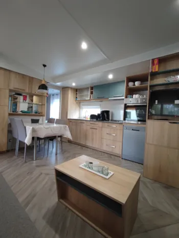 Mietunterkunft - 6/8 Personen - Camping Les Pommiers d'Aiguelèze