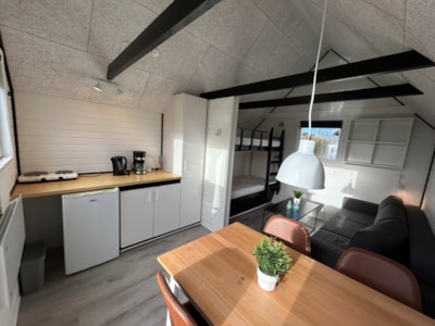 Standard cabin