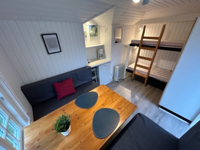Mini cabin
