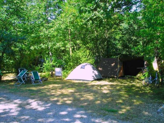 Emplacement Classique Dans Le Camping