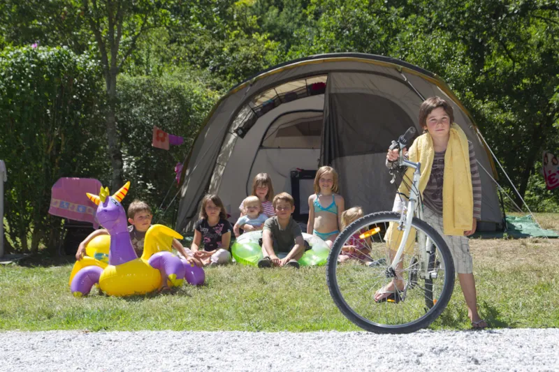 Emplacement Classique Dans Le Camping