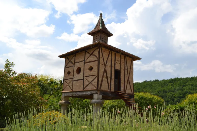 Veritable Pigeonnier Du Xvii Eme Siècle