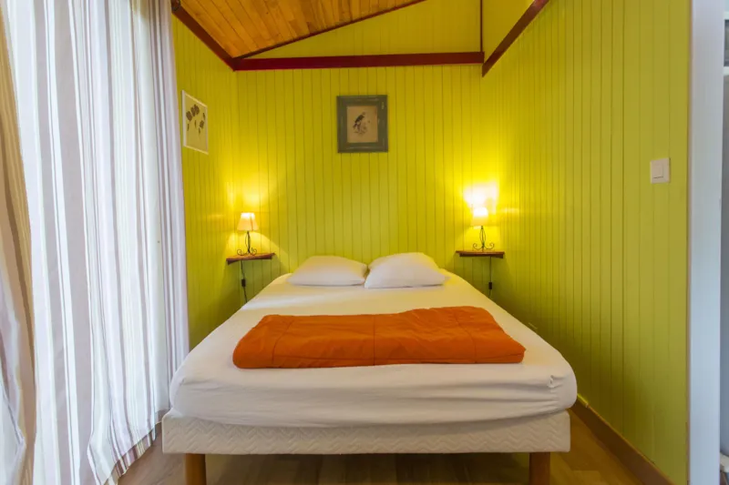 Chalet Vert Et Rouge 35M²  - 1 Chambre + Mezzanine