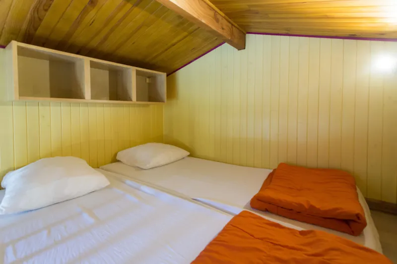 Chalet Vert Et Rouge 35M²  - 1 Chambre + Mezzanine