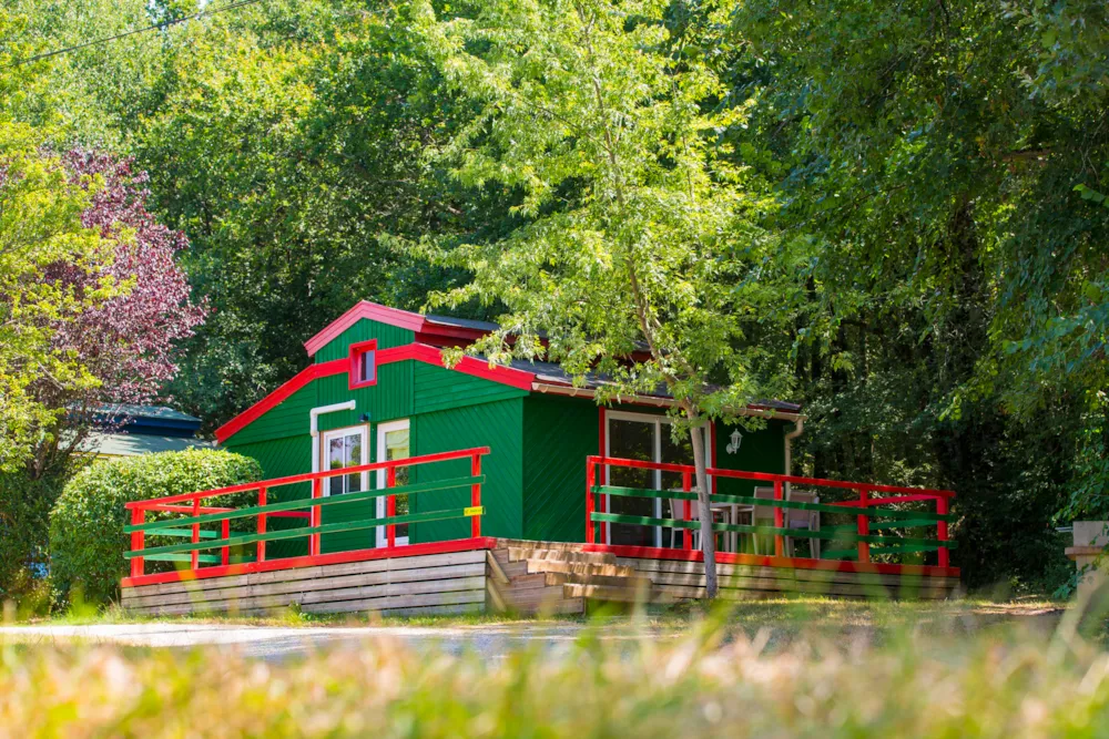 Location - Chalet Vert Et Rouge 35M²  - 1 Chambre + Mezzanine - Camping  de Rousieux