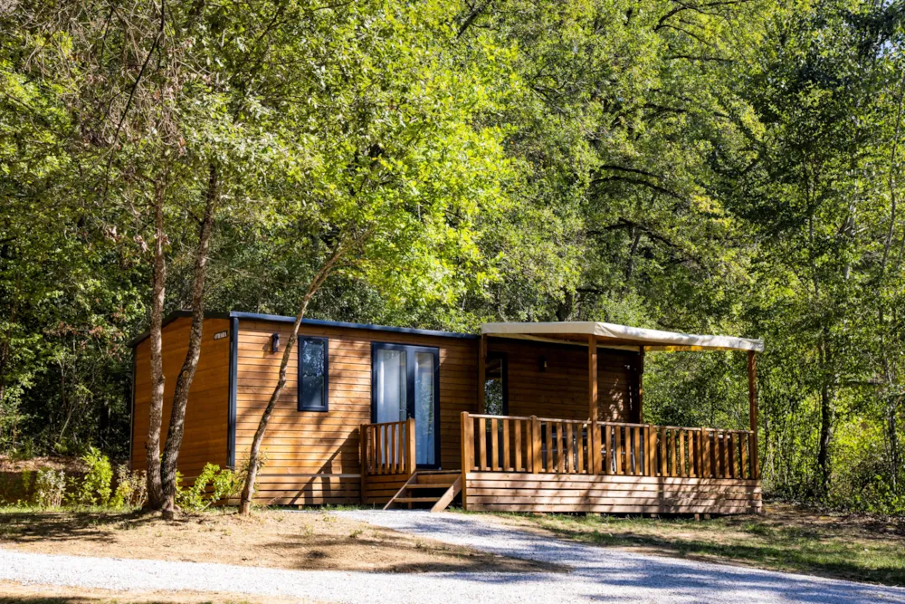 Location - Très Grand Mobil-Home  Chenille-   33M2 / 3 Chambres - Camping  de Rousieux