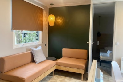 6-person extra luxury mobile home