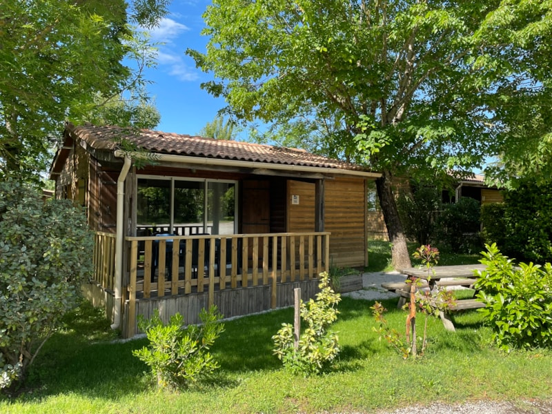 Chalet  Bois Premium 31m² - 2 slaapkamers - overdekt terras - TV - airconditioning