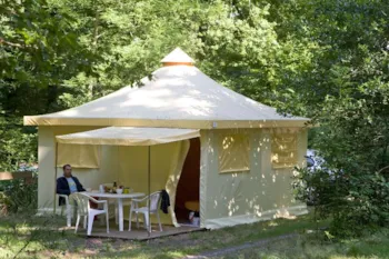 Huuraccommodatie(s) - Bungalowtent Funflower Eco 20M² - 2 Slaapkamers - Zonder Privé Sanitair - Camping les Monts d'Albi