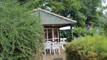 Huuraccommodatie(s) - Chalet Bastida Confort Kort Verblijf 35M² - 2 Slaapkamers + Overdekt Terras - Camping les Monts d'Albi