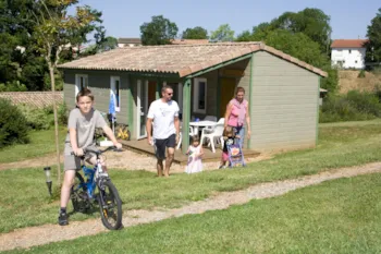 Huuraccommodatie(s) - Chalet Bastida Confort 35M² - 2 Slaapkamers + Overdekt Terras - Camping les Monts d'Albi