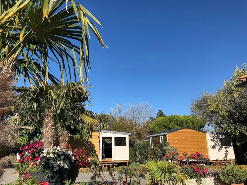 Camping A La Corniche