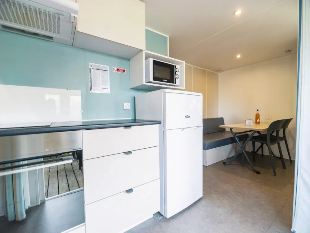 Accommodation - Mobile-Home Cabine - Camping A La Corniche