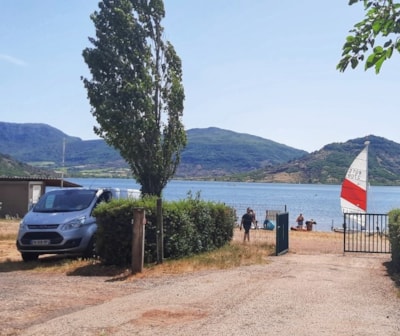 Camping package (pitch, 2 people, 1 vehicle) — 2