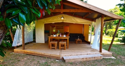 Tent Lodge Riada