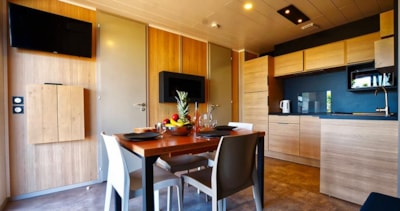 Lodge Prestige Pilotis, beachfront