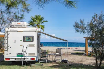 Emplacement - Emplacement Privilège 80M² Bord De Mer 1Ere Ligne - Camping Merendella