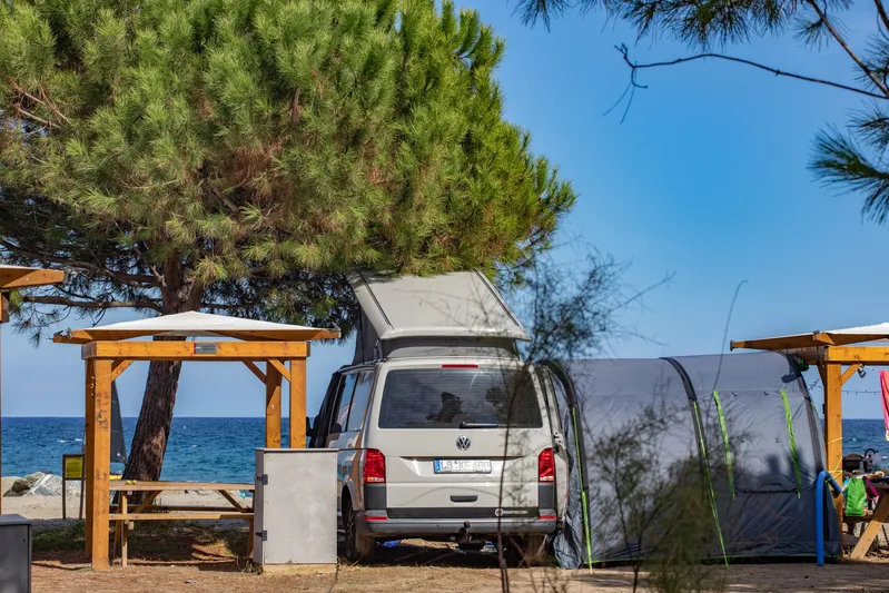 Emplacement Privilège 100M² Bord De Mer 2Eme Ligne