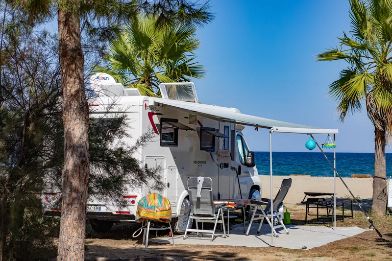 Emplacement Privilège 200M² Bord De Mer