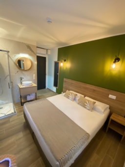 Bedroom - Hotel Room - Camping Merendella