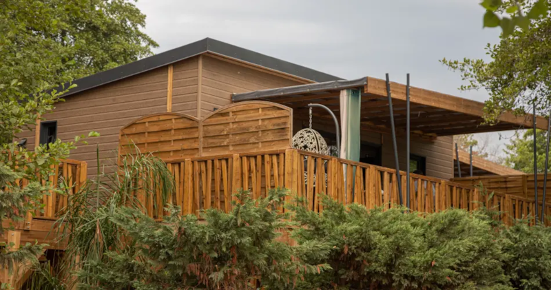 Prestige Lodge on piles Mountain