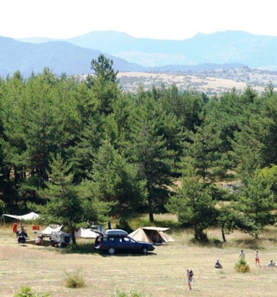 Pitch : car + tent/caravan or camping-car — 7