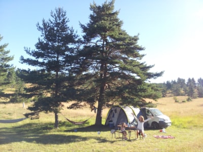 Pitch : car + tent/caravan or camping-car — 1
