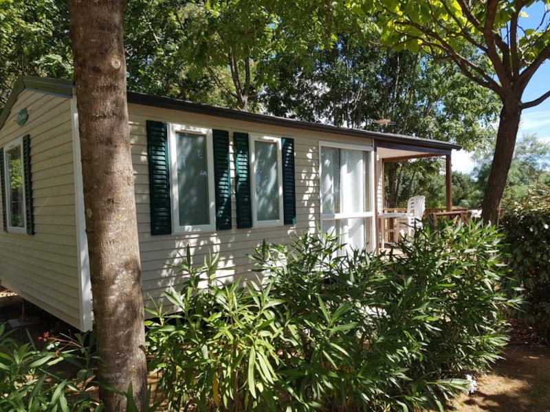 Mobil-home Cottage Confort 29 m² (2 Bedroom-4 pers) + TV + covered terrace