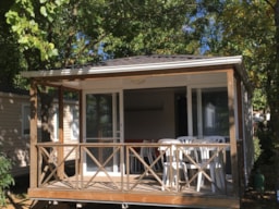 Accommodation - Mobile Home Nature Confort 25 M² (2 Bedroom -4 Pers) + Covered Terrace - Flower Camping Le Fou du Roi