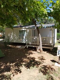 Accommodation - Mobil-Home  Standard 29 M² (2 Bedroom-4 Pers) + Covered Terrace - Flower Camping Le Fou du Roi