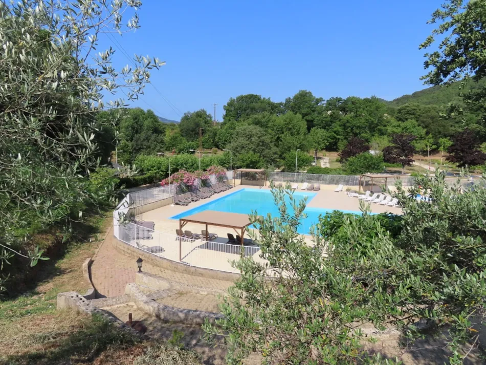 Camping La Garenne à Saint-Laurent-du-Pape / ARDECHE