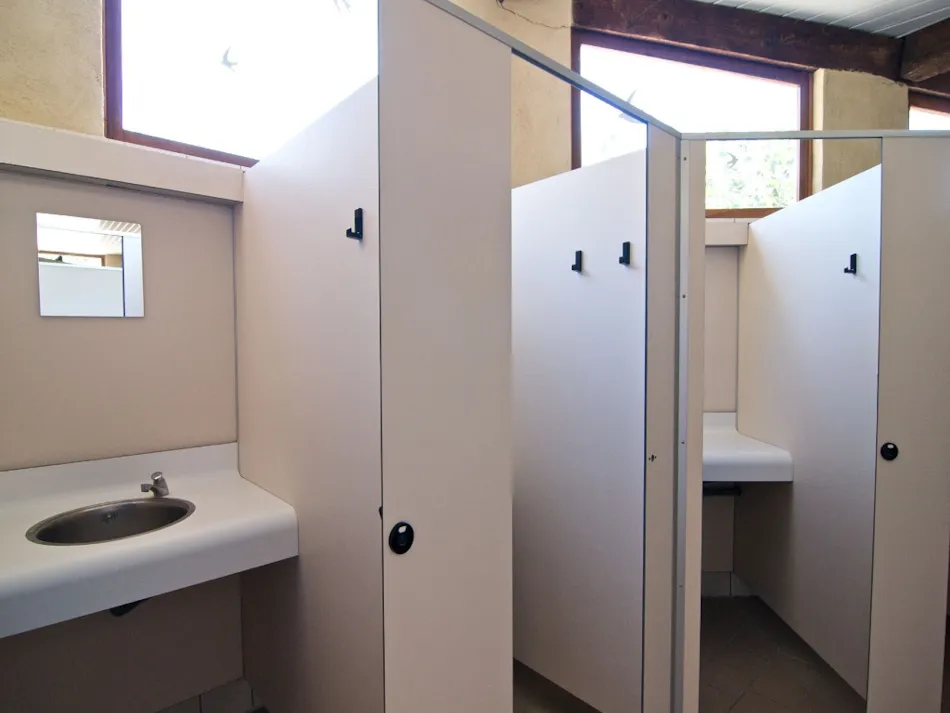 Camping La Garenne à Saint-Laurent-du-Pape / ARDECHE