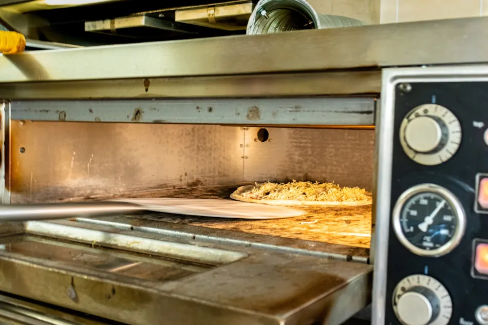 Camping La Garenne à Saint-Laurent-du-Pape / ARDECHE