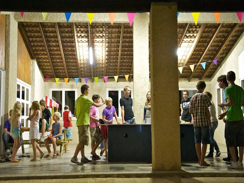 Camping La Garenne à Saint-Laurent-du-Pape / ARDECHE