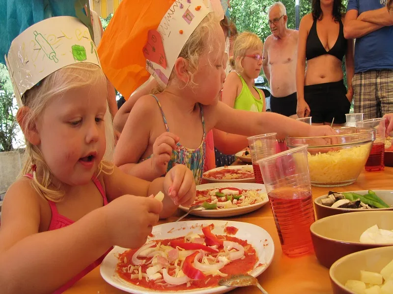 Camping La Garenne à Saint-Laurent-du-Pape / ARDECHE