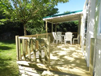 Mietunterkunft - Mobil Home - 2 Schlafzimmer 28M² + Halbüberdachte Terrasse 15 M² - Camping LE CLOS DE LA LERE