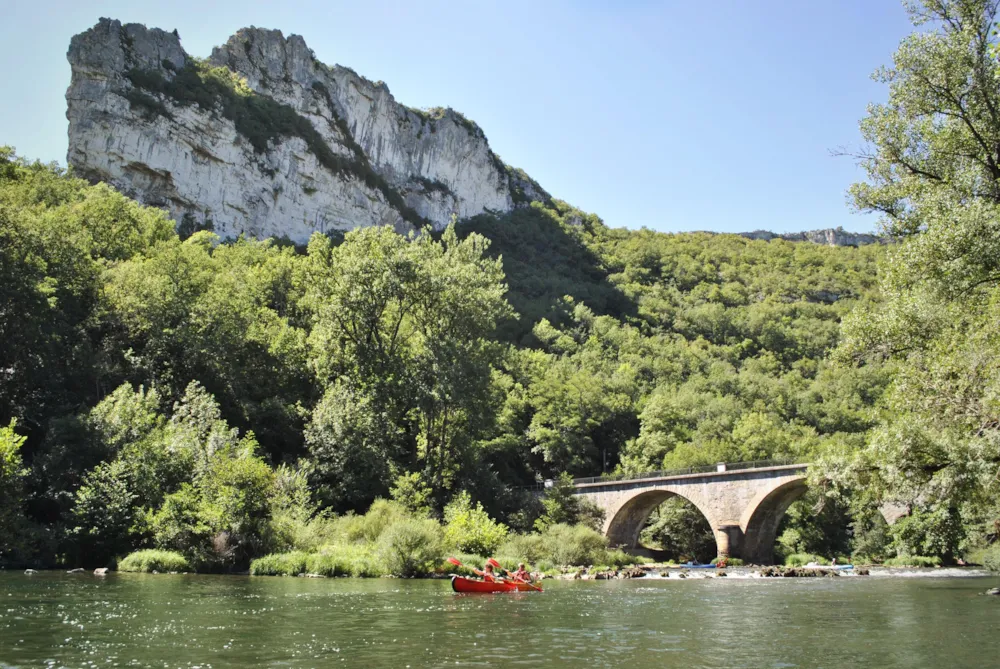 Camping LE CLOS DE LA LERE