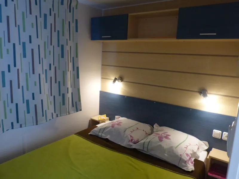 Mobil Home - 16M² - 1 Chambre + Terrasse Couverte 10M²