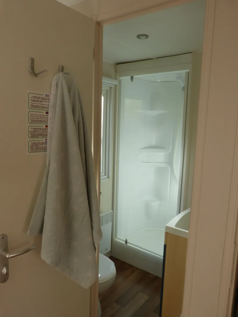 Mobil Home - 16M² - 1 Chambre + Terrasse Couverte 10M²