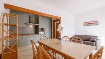 Mietunterkunft - Haus Zwei Räume Park - Villenpark Sanghen