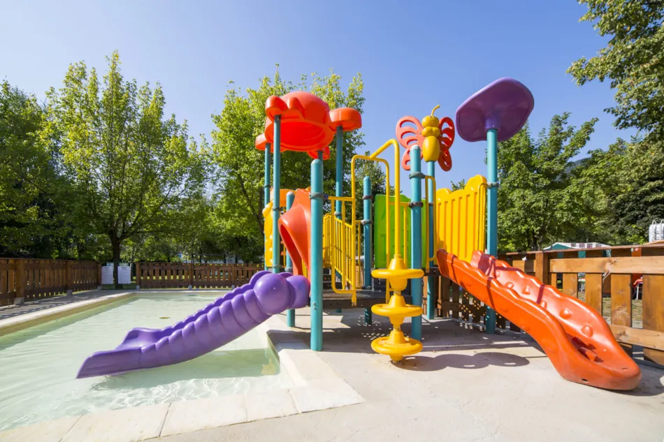 Club del Sole Caldonazzo Family Collection 