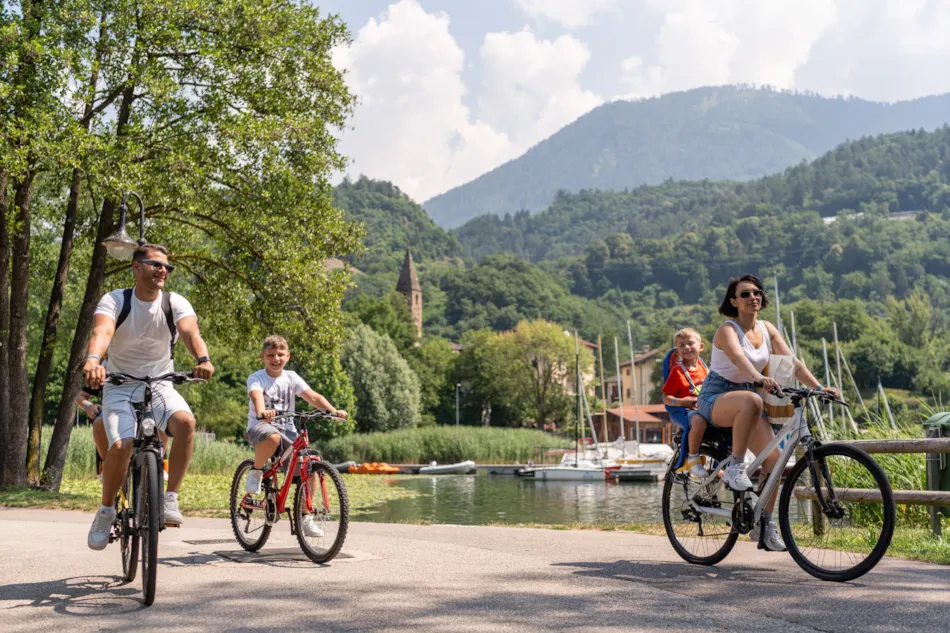 Club del Sole Caldonazzo Family Collection 