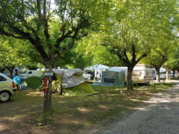 Camping LE CLOS LALANDE - image n°4 - Roulottes